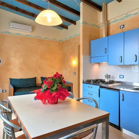 Charming In With Shared Pool Lido di Pomposa