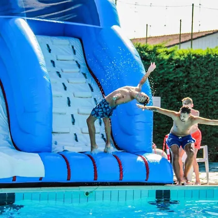 Charming In With Shared Pool * Lido di Pomposa